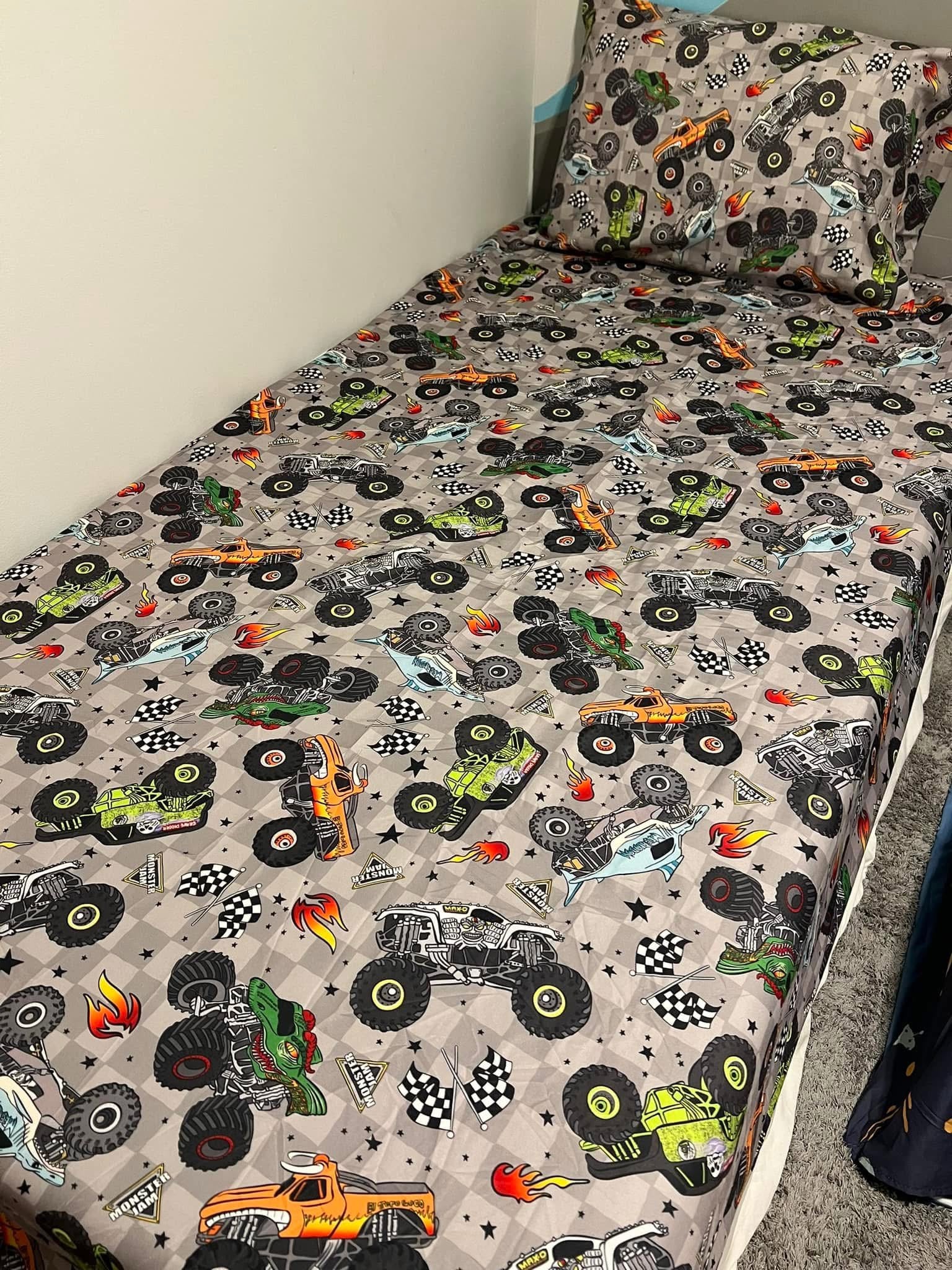 BEDDING CHECKERED MONSTER JAM SHEETS Surfsideco bedding-checkered-monster-jam-sheets-surfsideco