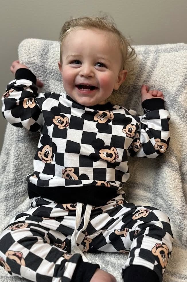 NEW! Checkered Mickey Jam Daywear Jogger Set
